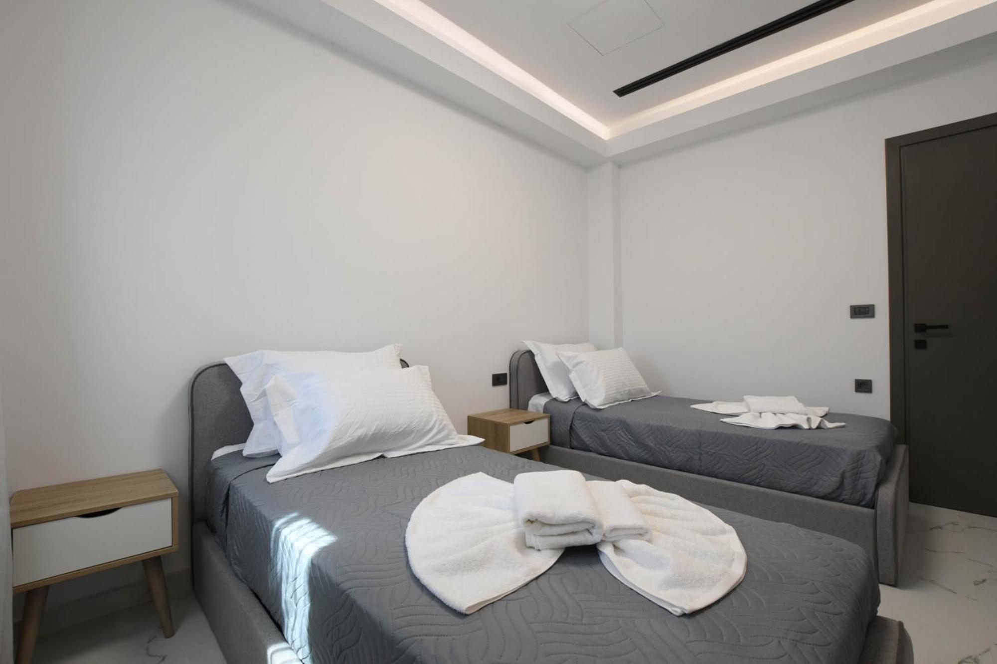 Orion Eco Suites كارتيروس الغرفة الصورة
